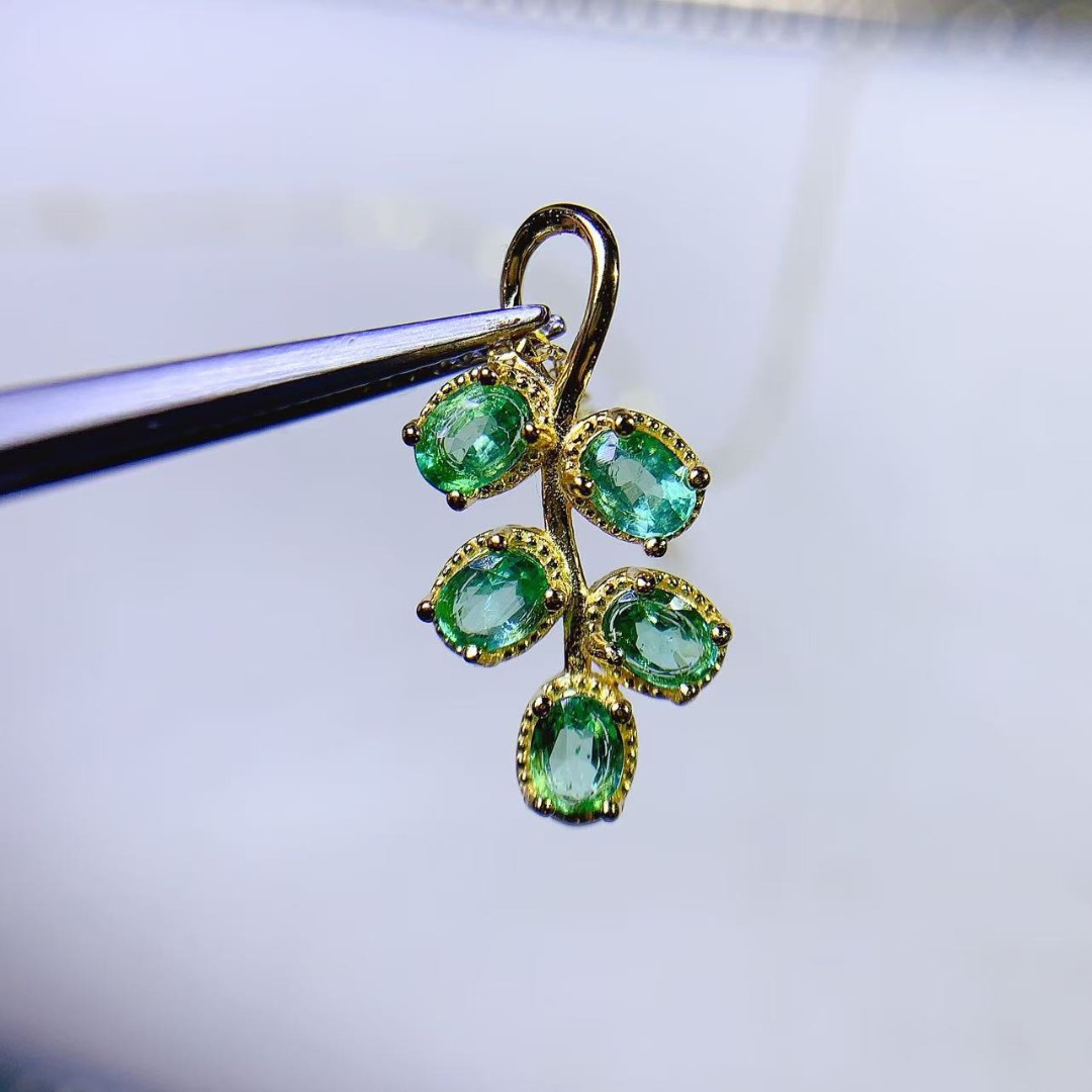 Ethnic Fashion Designer - Opulent Genuine Emerald S925 Silver Pendant